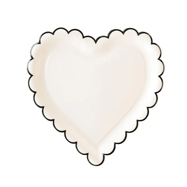 Black Scalloped Heart Plate