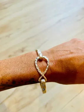 Infinity Bracelet in Silver